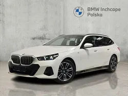 Biel mineralna metalizowany Używany 2024 BMW 520 Comfort Edition Kombi | 269 900 zł (Dość drogi)