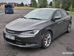 Używany 2015 Chrysler 200 | 36 900 zł