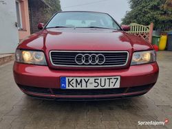Bordowy Używany 1998 Audi A4 Sedan/Limuzyna | 999 zł