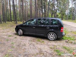 Czarny Używany 2006 VW Touran Minivan | 5500 zł (Uczciwa cena)