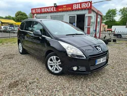 Czarny (metalik) Używany 2012 Peugeot 5008 Minivan | 32 900 zł (Dobra cena)