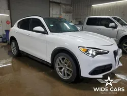Biały (metalik) Używany 2018 Alfa Romeo Stelvio SUV | 53 400 zł