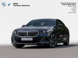 Szary sophisto z brylantowym połyskiem metalizowany Używany 2024 BMW 520 Comfort Edition Sedan/Limuzyna | 234 900 zł (Super Cena)
