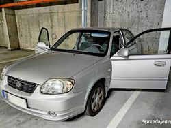 Srebrny Używany 2005 Hyundai Accent GLS Hatchback | 9000 zł