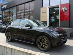 Lakier metalizowany czarny volcano black Nowe 2025 Alfa Romeo Stelvio SUV | 248 900 zł