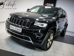 Czarny Używany 2016 Jeep Grand Cherokee Overland SUV | 101 900 zł (Uczciwa cena)