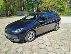 Czarny (metalik) Używany 2020 Opel Astra Kombi | 39 700 zł (Dobra cena)