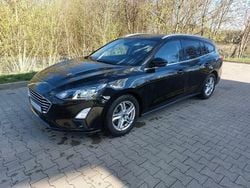 Czarny Używany 2021 Ford Focus Kombi | 49 900 zł (Uczciwa cena)