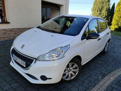 Biały Używany 2013 Peugeot 208 Hatchback | 12 000 zł (Uczciwa cena)
