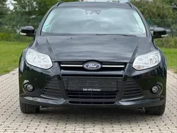 Czarny Używany 2011 Ford Focus Kombi | 17 000 zł (Uczciwa cena)