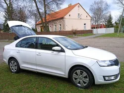 Biały Używany 2015 Skoda Rapid Sedan/Limuzyna | 35 500 zł