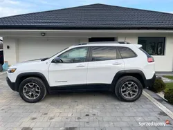 Używany 2019 Jeep Cherokee Trailhawk SUV | 89 990 zł