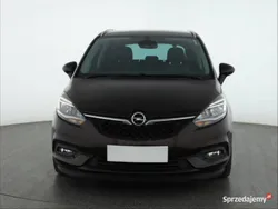 Brązowy Używany 2016 Opel Zafira Minivan | 42 999 zł (Uczciwa cena)