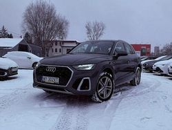 Szary Używany 2022 Audi Q5 Comfort SUV | 165 900 zł