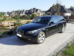 Niebieski ciemny (metalik) Używany 2007 BMW 530 Kombi | 19 000 zł (Uczciwa cena)