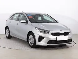 Srebrny Używany 2020 Kia Ceed 2 Hatchback | 37 999 zł (Dobra cena)