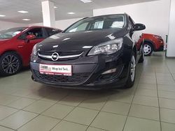 Czarny Używany 2015 Opel Astra Kombi | 45 900 zł