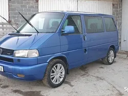 Niebieski Używany 1999 VW Caravelle Minivan | 20 000 zł