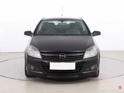Czarny Używany 2005 Opel Astra Hatchback | 5499 zł (Uczciwa cena)