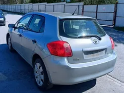 Srebrny Używany 2009 Toyota Auris Hatchback | 8500 zł