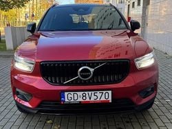 Używany 2020 Volvo XC40 R-Design SUV | 122 900 zł (Uczciwa cena)