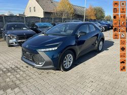 Niebieski Używany 2025 Toyota C-HR SUV | 109 900 zł