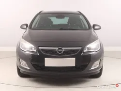 Czarny Używany 2011 Opel Astra Kombi | 11 999 zł (Uczciwa cena)
