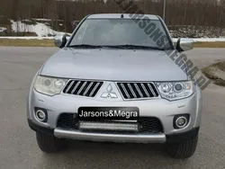 Szary Używany 2010 Mitsubishi L200 Pickup | 29 000 zł (Uczciwa cena)