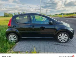Czarny Używany 2011 Peugeot 107 Hatchback | 12 700 zł