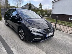 Czarny Używany 2014 Honda Civic Kombi | 29 900 zł (Uczciwa cena)