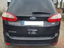 Używany 2015 Ford C-MAX Minivan | 31 999 zł (Dość drogi)