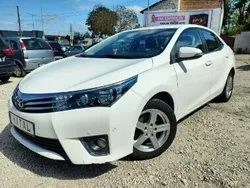 Biały Używany 2014 Toyota Corolla Sedan/Limuzyna | 36 400 zł (Uczciwa cena)