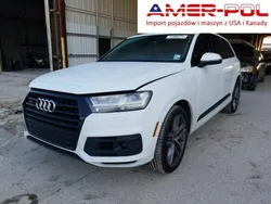Biały Używany 2017 Audi Q7 Prestige SUV | 103 000 zł