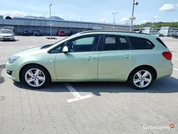 Zielony Używany 2013 Opel Astra Kombi | 19 999 zł (Dobra cena)