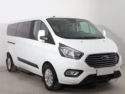 Biały Używany 2018 Ford Tourneo Custom Minivan | 125 999 zł