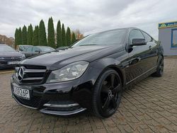 Czarny (metalik) Używany 2011 Mercedes C250 Coupe | 54 500 zł