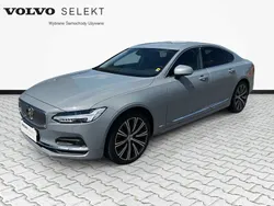 Szary Używany 2024 Volvo S90 Sedan/Limuzyna | 197 900 zł (Uczciwa cena)