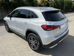 Srebrny Używany 2023 Mercedes GLA250 SUV | 65 900 zł