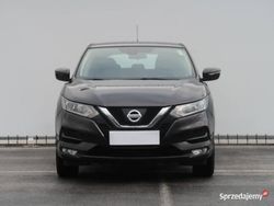 Fioletowy Używany 2017 Nissan Qashqai SUV | 52 999 zł (Uczciwa cena)