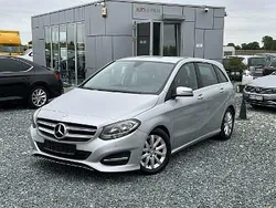 Srebrny Używany 2016 Mercedes A180 Minivan | 53 900 zł (Uczciwa cena)