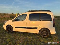 Biały Używany 2012 Citroën Berlingo Minivan | 25 900 zł (Uczciwa cena)