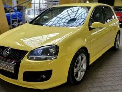 Żółty Używany 2008 VW Golf VI GTI Hatchback | 43 000 zł