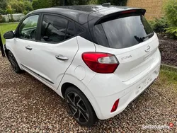 Biały Używany 2021 Hyundai i10 Hatchback | 26 999 zł
