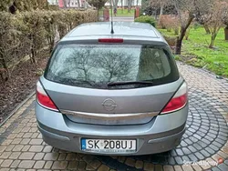 Srebrny Używany 2004 Opel Astra Hatchback | 7000 zł