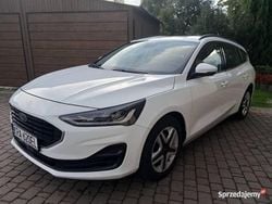 Biały Używany 2022 Ford Focus Titanium Kombi | 65 000 zł (Dość drogi)