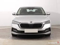 Srebrny Używany 2021 Skoda Octavia Hatchback | 63 999 zł (Uczciwa cena)