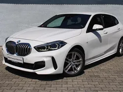 Biel alpejska Używany 2021 BMW 118 Shadowline Hatchback | 99 900 zł (Uczciwa cena)