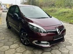 Bordowy Używany 2015 Renault Scénic III Bose Edition Minivan | 36 999 zł (Dość drogi)
