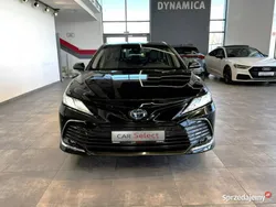 Czarny (metalik) Używany 2021 Toyota Camry Executive Sedan/Limuzyna | 129 900 zł (Uczciwa cena)