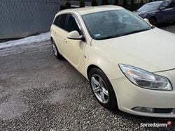 Beżowy Używany 2011 Opel Insignia Kombi | 14 999 zł (Dobra cena)